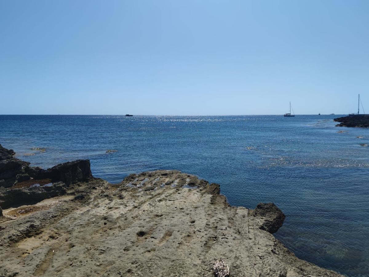 Finestra Sul Mare Aparthotel Ilha de Ilha de Favignana Exterior foto